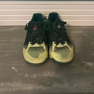 Reebok Men's Black and Yellow Athletic Shoes